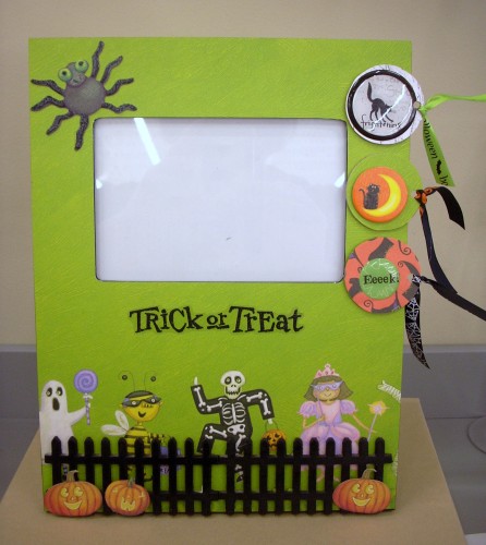 Halloween Crafts - Trick or Treat Photo Frame