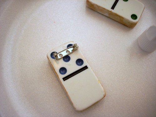 Altered Dominoes: Turning Them Into Jewelry