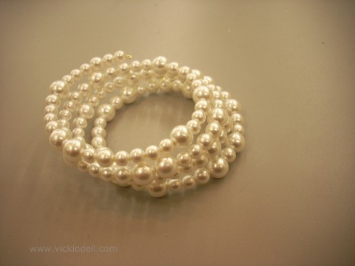 pearls, faux pearls, beadalon memory wire