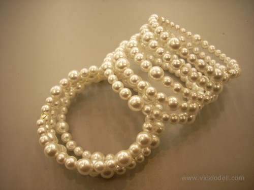 faux pearls, beadalon memory wire