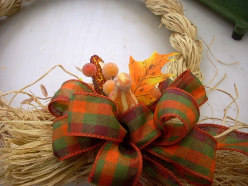 Fall Crafts: Braided Raffia Wreath
