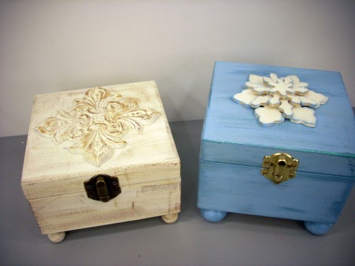 2 Keepsake Box Gifts to Make – 1 for Christmas and 1 for Every Day