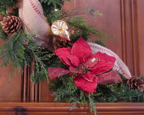 Video- How to Decorate a Store Bought Christmas Garland 