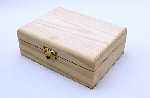 Make a Wood Burned Keepsake Box for Mother's Day