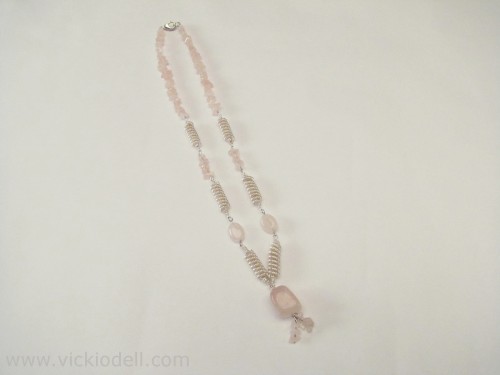 rose quartz, artistic wire, wire beads