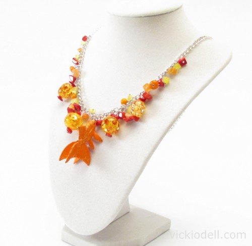Goldfish Necklace Tutorial with Krylon Glitter Blast