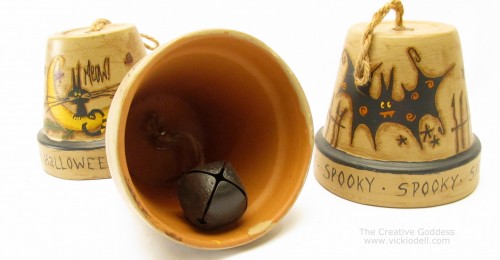 Halloween Crafts: A Trio of Clay Pot Bells for Halloween by @creativegoddess